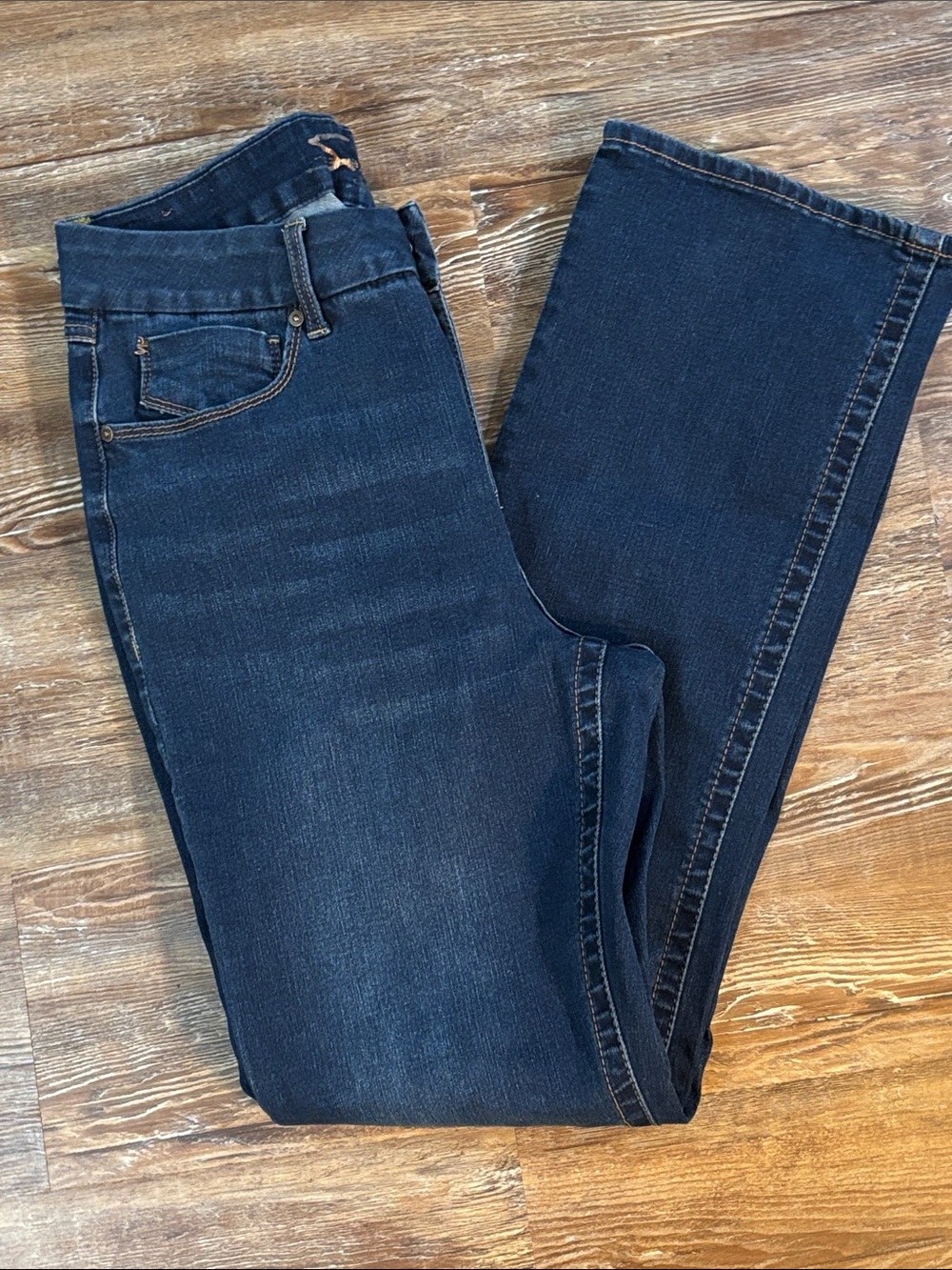 Women's Dark Wash Stretch Jeans - High Rise Slim Bootcut